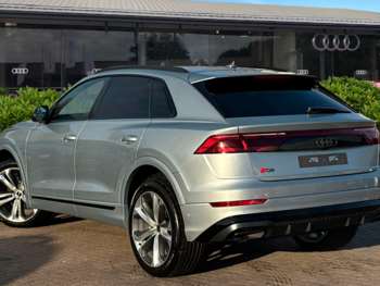Used Audi Q8 2024 for sale - 74143049: Photo