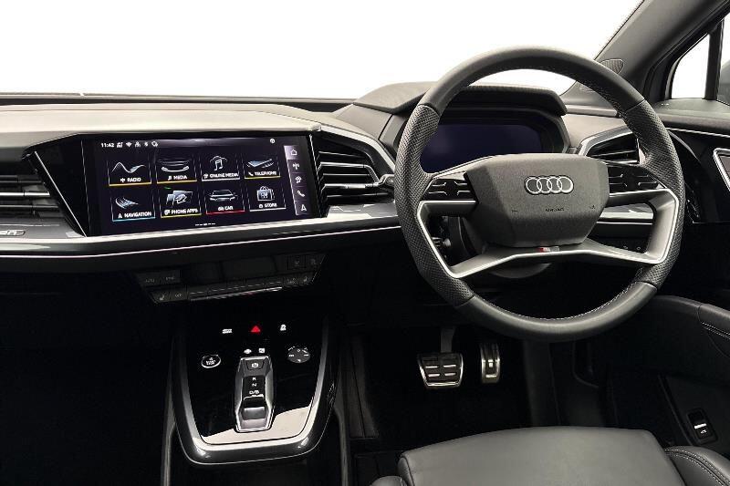 Used Audi Q4 e-tron 2024 for sale - 77779734: Photo 2