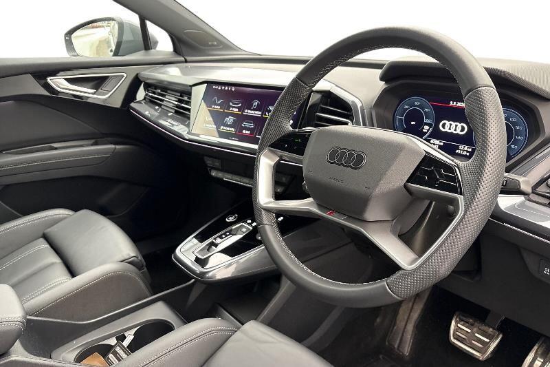 Used Audi Q4 e-tron 2024 for sale - 77779734: Photo 6