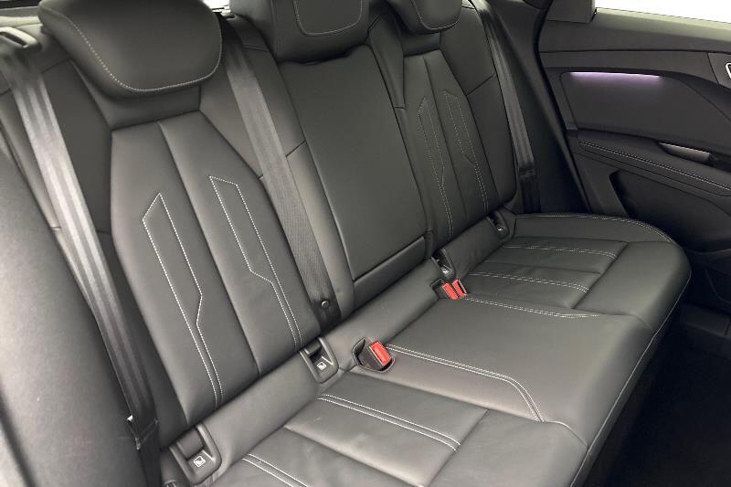 Used Audi Q4 e-tron 2024 for sale - 77779734: Photo 9