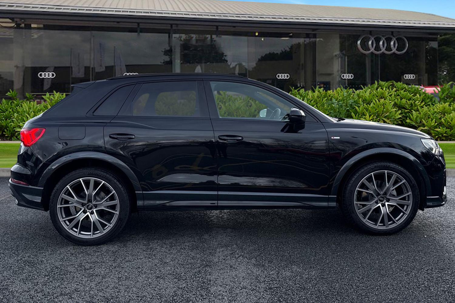 Used Audi Q3 2025 for sale - 77093541: Photo 3