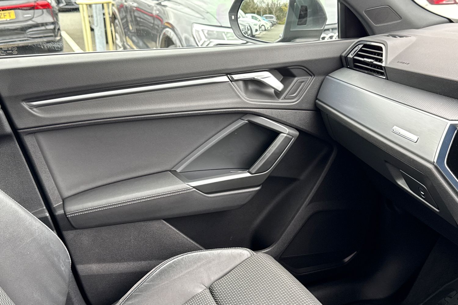 Used Audi Q3 2019 for sale - 78097833: Photo 20