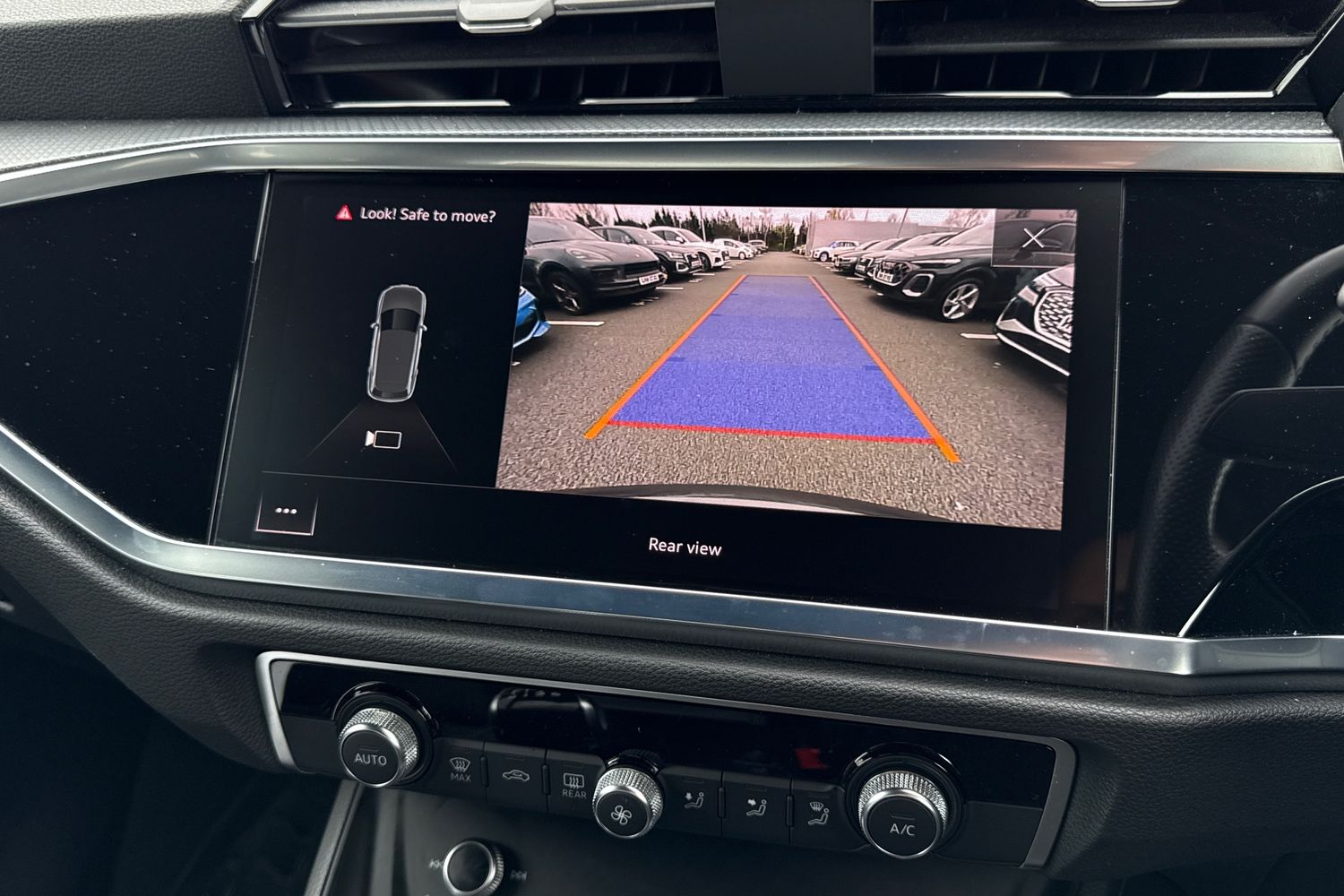 Used Audi Q3 2019 for sale - 78097833: Photo 48