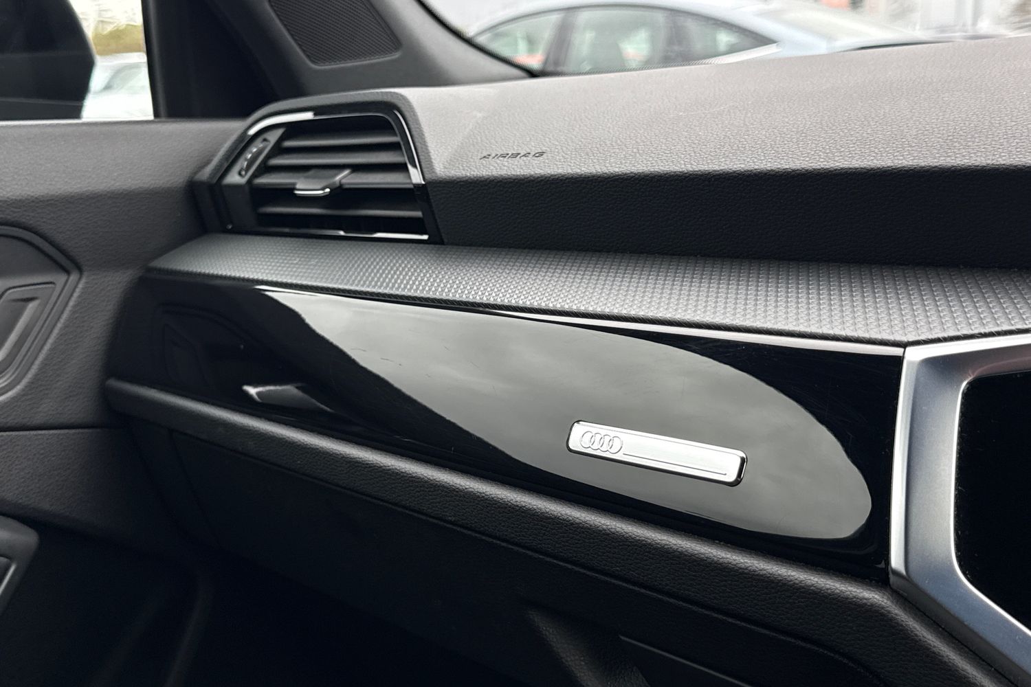 Used Audi Q3 2022 for sale - 77649424: Photo 44