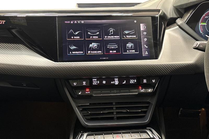 Used Audi RS e-tron GT 2024 for sale - 76670339: Photo 13