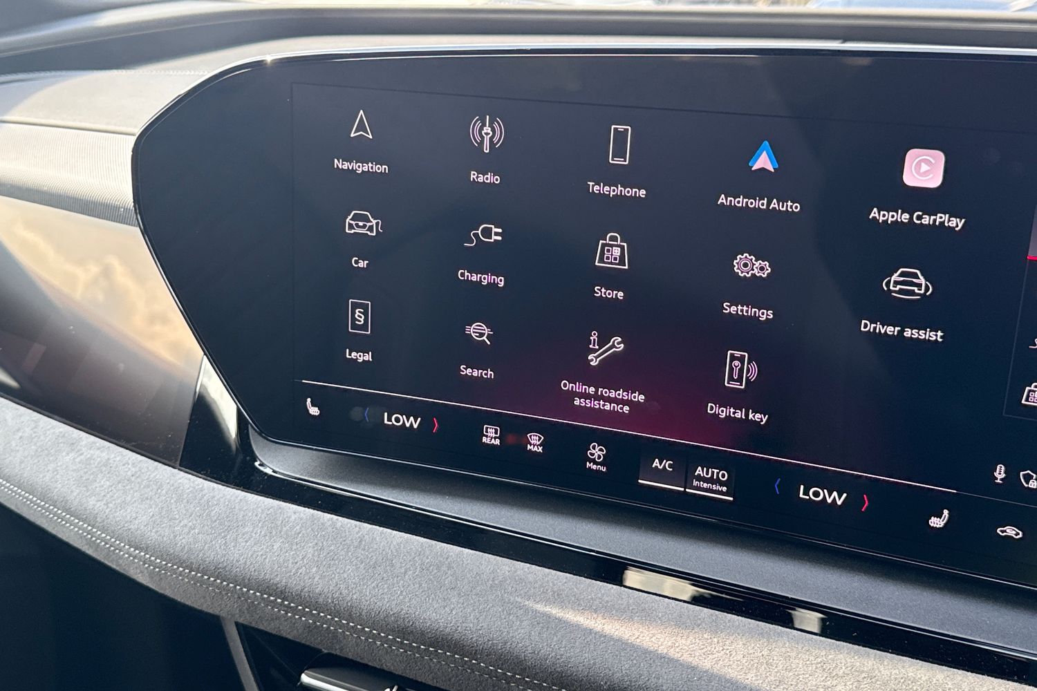 Used Audi Q6 e-tron 2025 for sale - 76535096: Photo 33