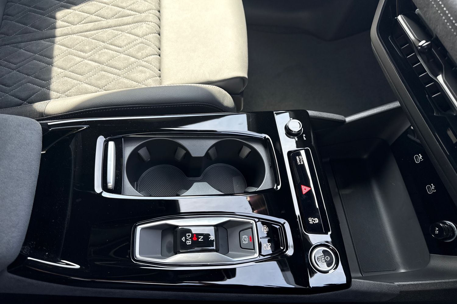 Used Audi Q6 e-tron 2025 for sale - 76535096: Photo 51