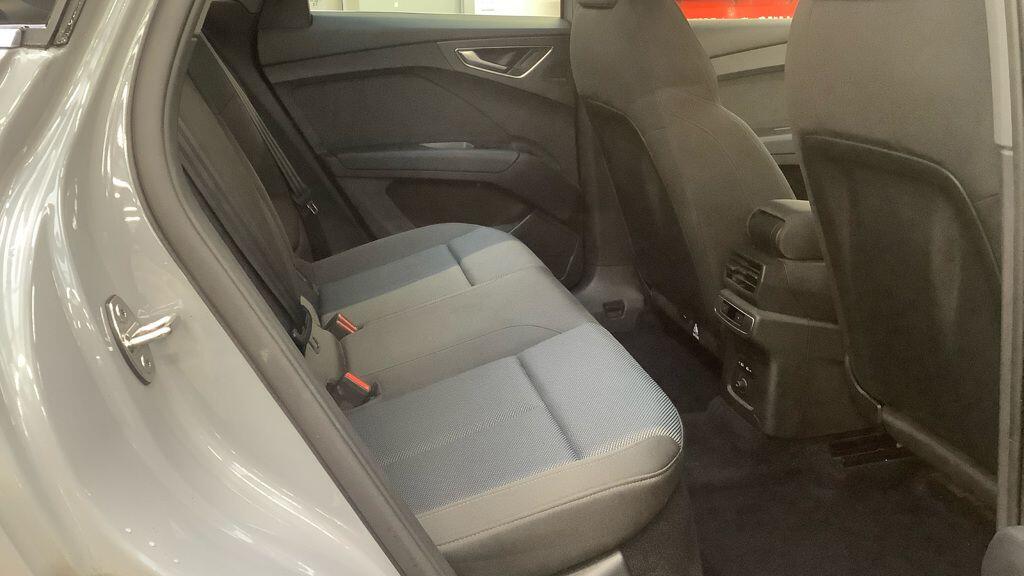 Used Audi Q4 e-tron 2023 for sale - 77773962: Photo 9