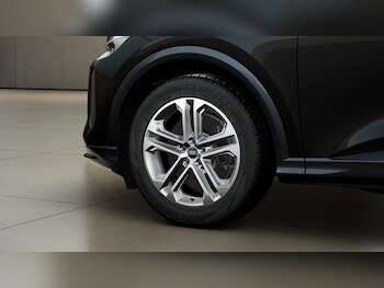 Used Audi Q5 2026 for sale - 77879210: Photo