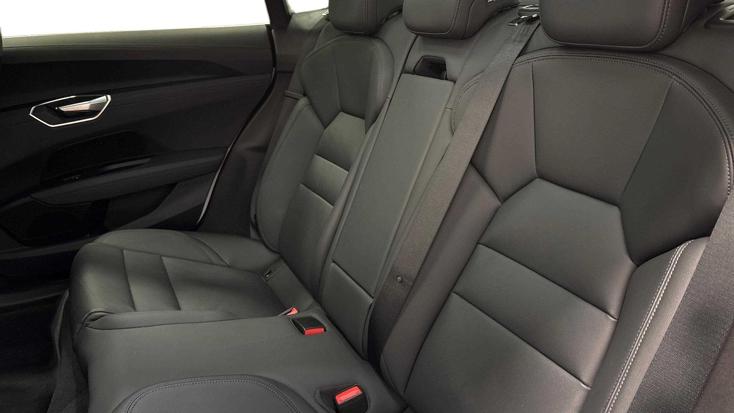 Used Audi e-tron GT 2023 for sale - 78078981: Photo 7