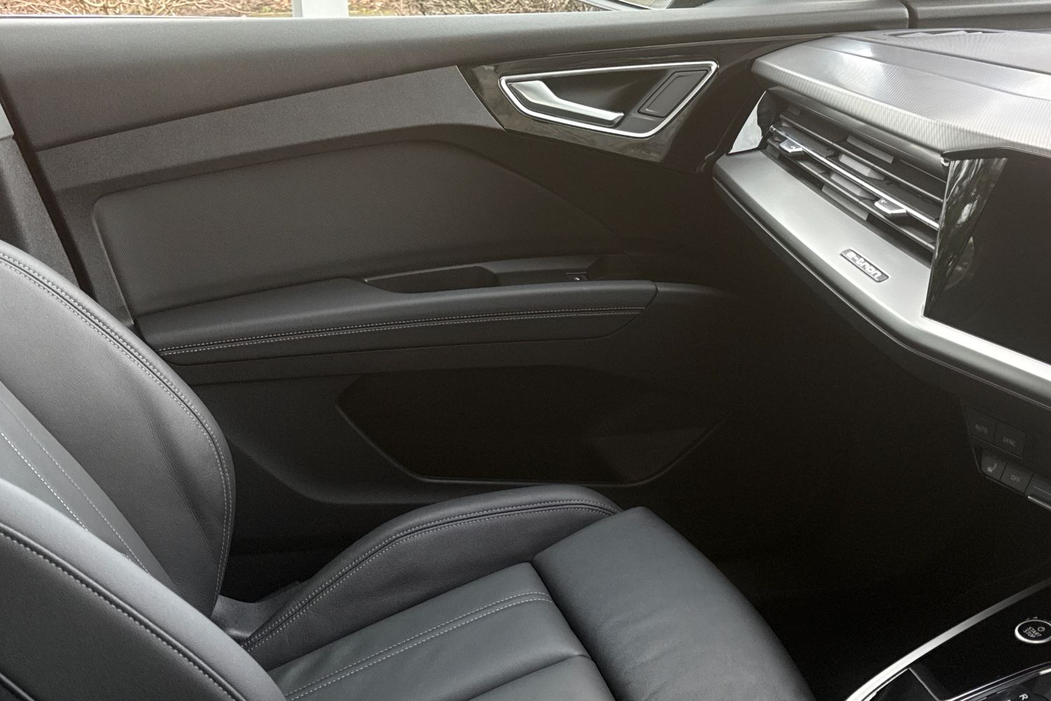 Used Audi Q4 e-tron 2025 for sale - 77262531: Photo 19