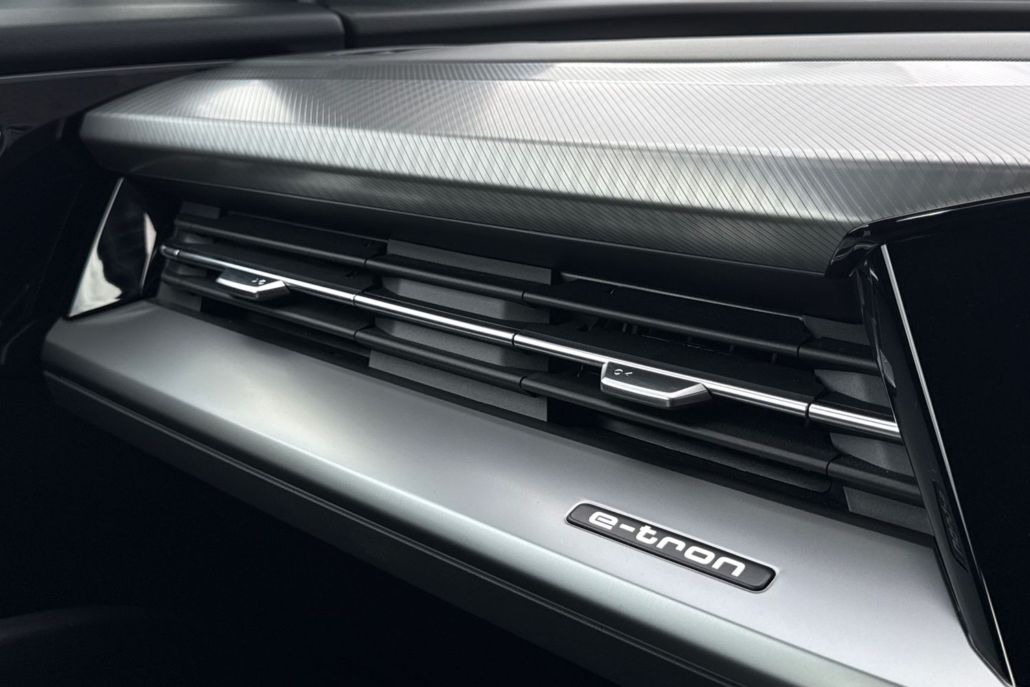 Used Audi Q4 e-tron 2025 for sale - 77262531: Photo 55