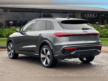 Used Audi Q5 2025 for sale - 77044467: Photo