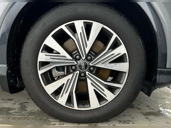 Used Audi Q4 e-tron 2024 for sale - 76836281: Photo