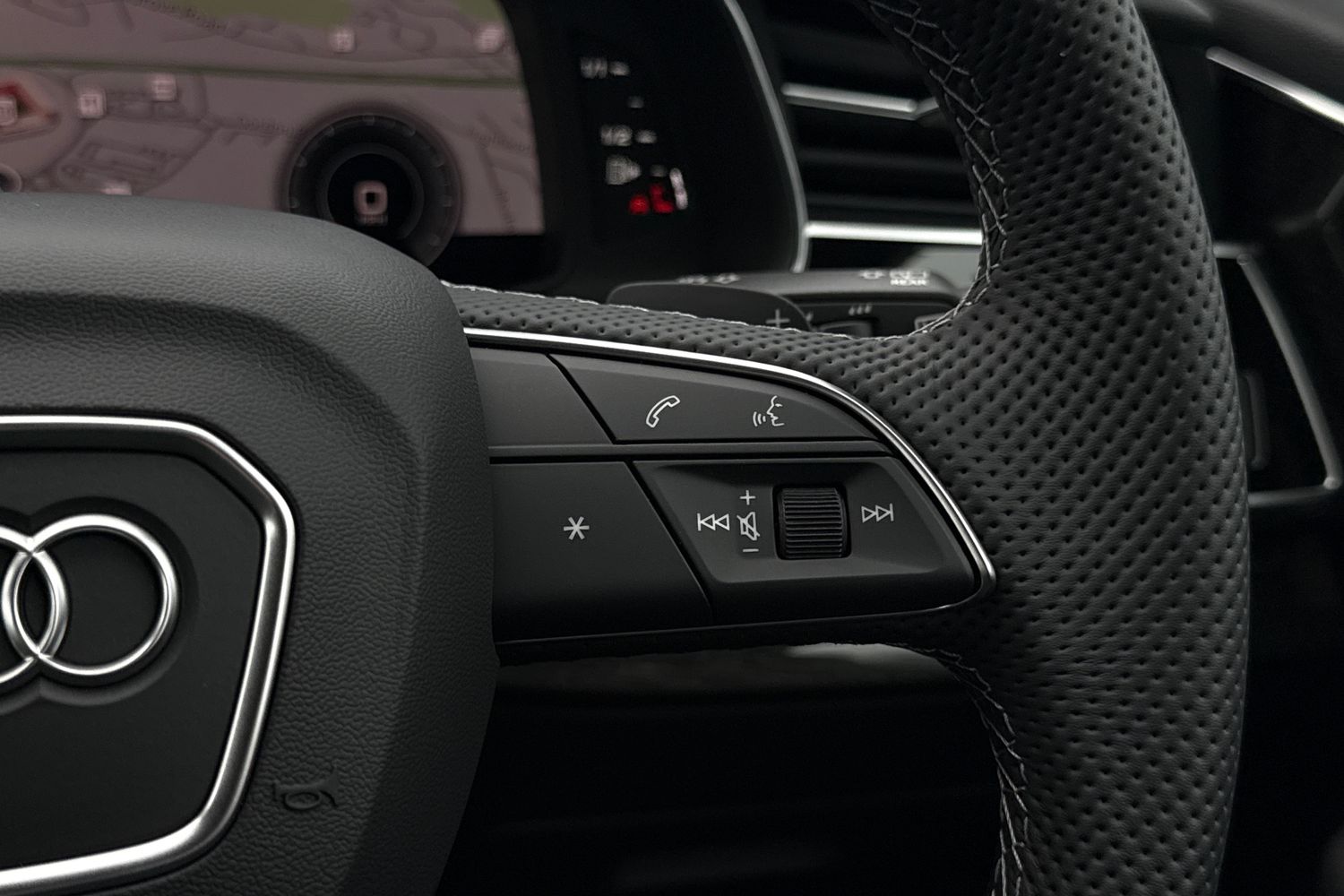 Used Audi Q7 2025 for sale - 76890156: Photo 38