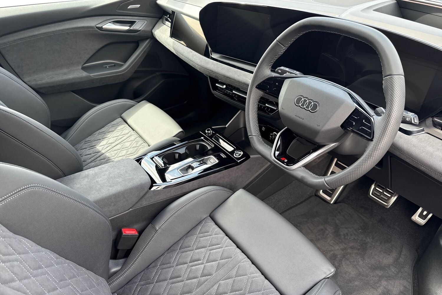 Used Audi Q6 e-tron 2025 for sale - 75945646: Photo 13