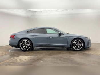 Used Audi e-tron GT 2023 for sale - 76274746: Photo 4