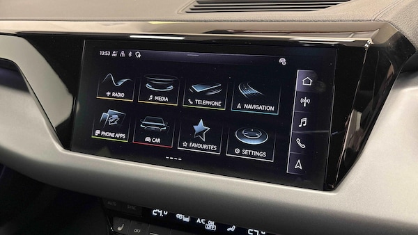 Used Audi e-tron GT 2023 for sale - 76274746: Photo 8