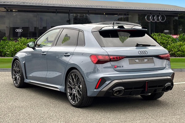 Used Audi RS3 2025 for sale - 76317286: Photo 2