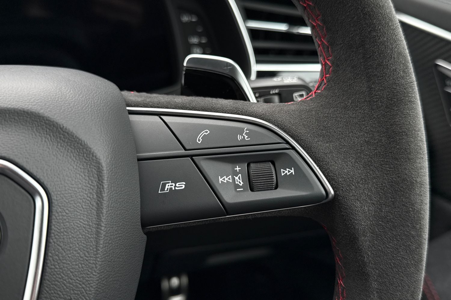 Used Audi RS Q8 2025 for sale - 76128474: Photo 56