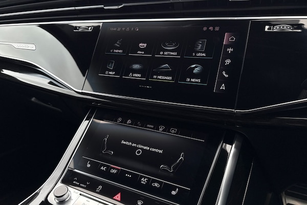Used Audi Q8 2024 for sale - 76224601: Photo 40