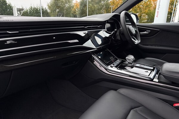 Used Audi Q8 2024 for sale - 76224601: Photo 48