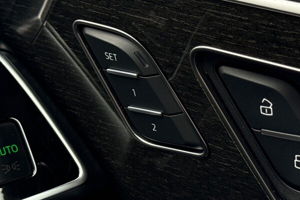 Used Audi Q8 2024 for sale - 76224601: Photo 58