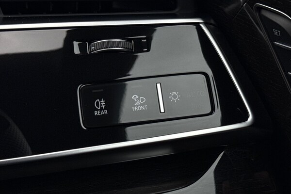 Used Audi Q8 2024 for sale - 76224601: Photo 59