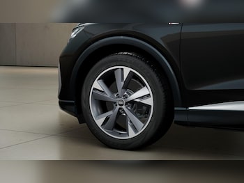 Used Audi Q4 e-tron 2026 for sale - 77473099: Photo