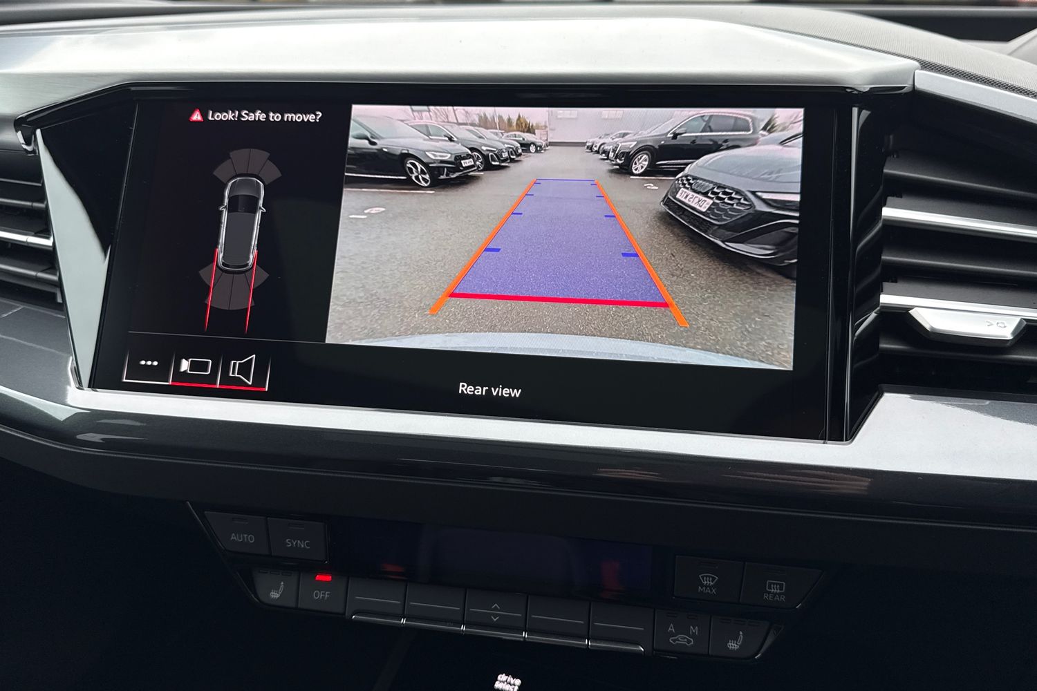 Used Audi Q4 e-tron 2026 for sale - 77849411: Photo 49