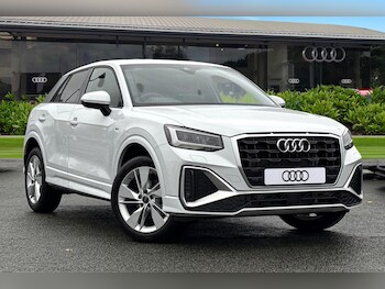 Audi - Q2