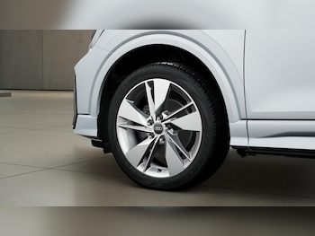 Used Audi Q2 2025 for sale - 76128564: Photo 4