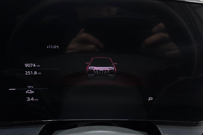 Used Audi Q6 e-tron 2024 for sale - 76171133: Photo 11