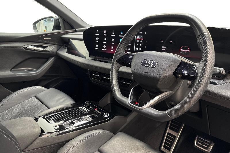Used Audi Q6 e-tron 2024 for sale - 76171133: Photo 6