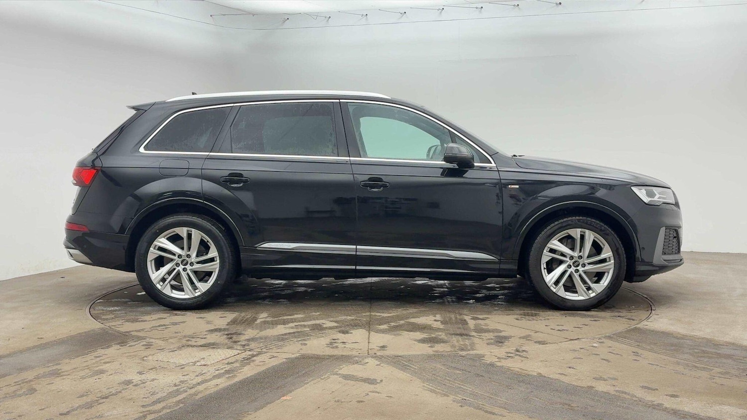 Used Audi Q7 2022 for sale - 76617132: Photo 4