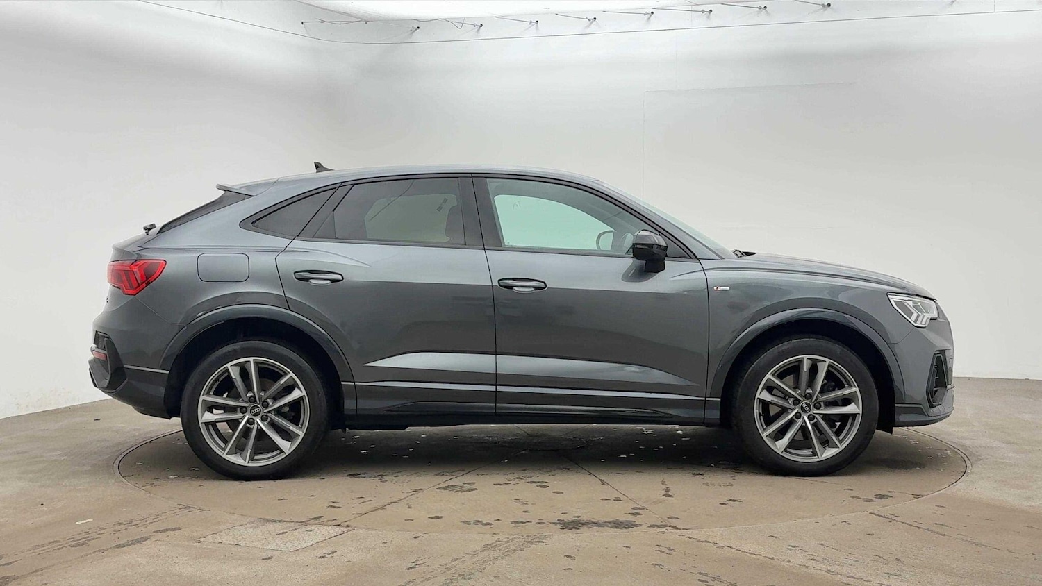 Used Audi Q3 2022 for sale - 76569627: Photo 4
