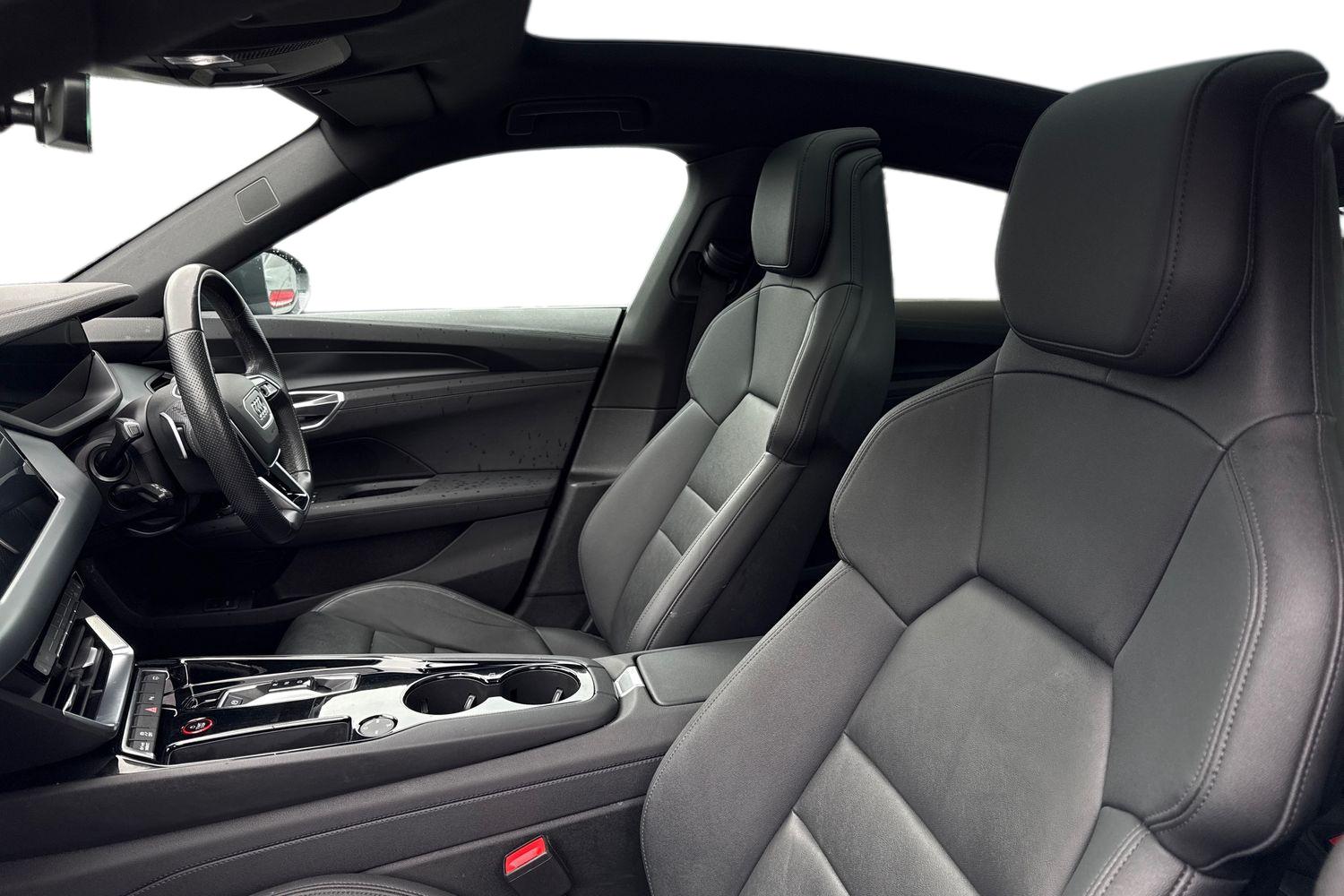 Used Audi e-tron GT 2022 for sale - 77382857: Photo 16