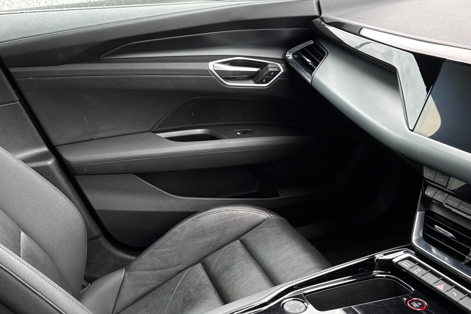 Used Audi e-tron GT 2022 for sale - 77382857: Photo 20