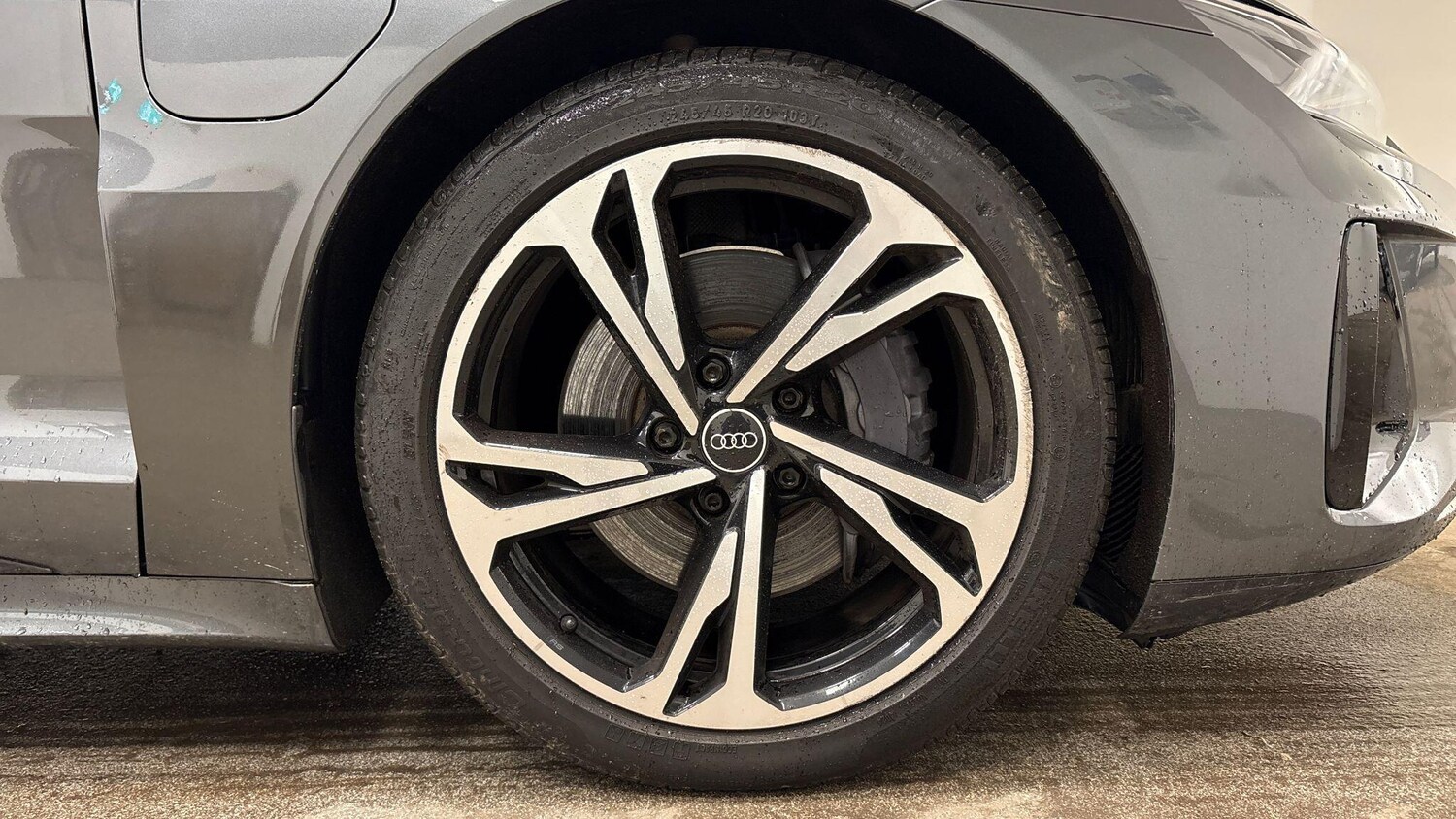 Used Audi e-tron GT 2022 for sale - 77382857: Photo 6