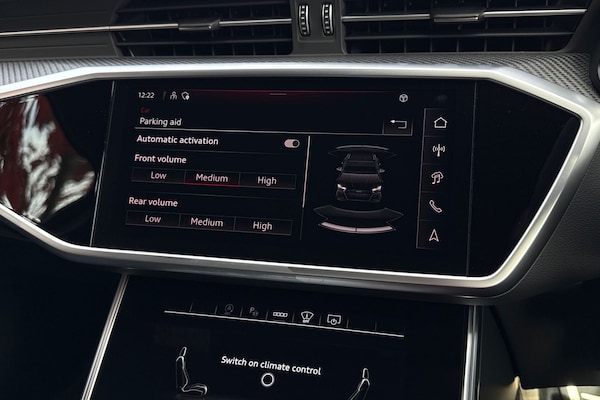 Used Audi RS6 Avant 2025 for sale - 75819788: Photo 33