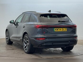 Used Audi Q6 e-tron 2024 for sale - 76171131: Photo