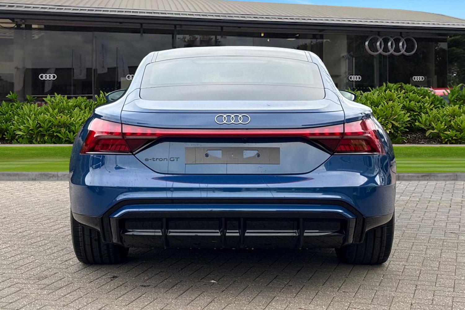 Used Audi e-tron GT 2026 for sale - 77302975: Photo 4