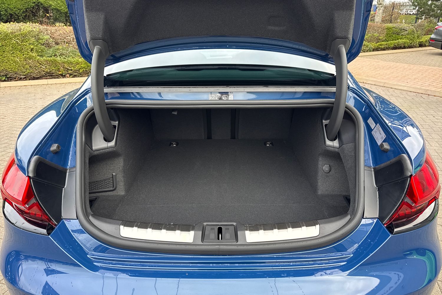 Used Audi e-tron GT 2026 for sale - 77302975: Photo 6