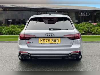 Used Audi RS4 Avant 2025 for sale - 77262569: Photo