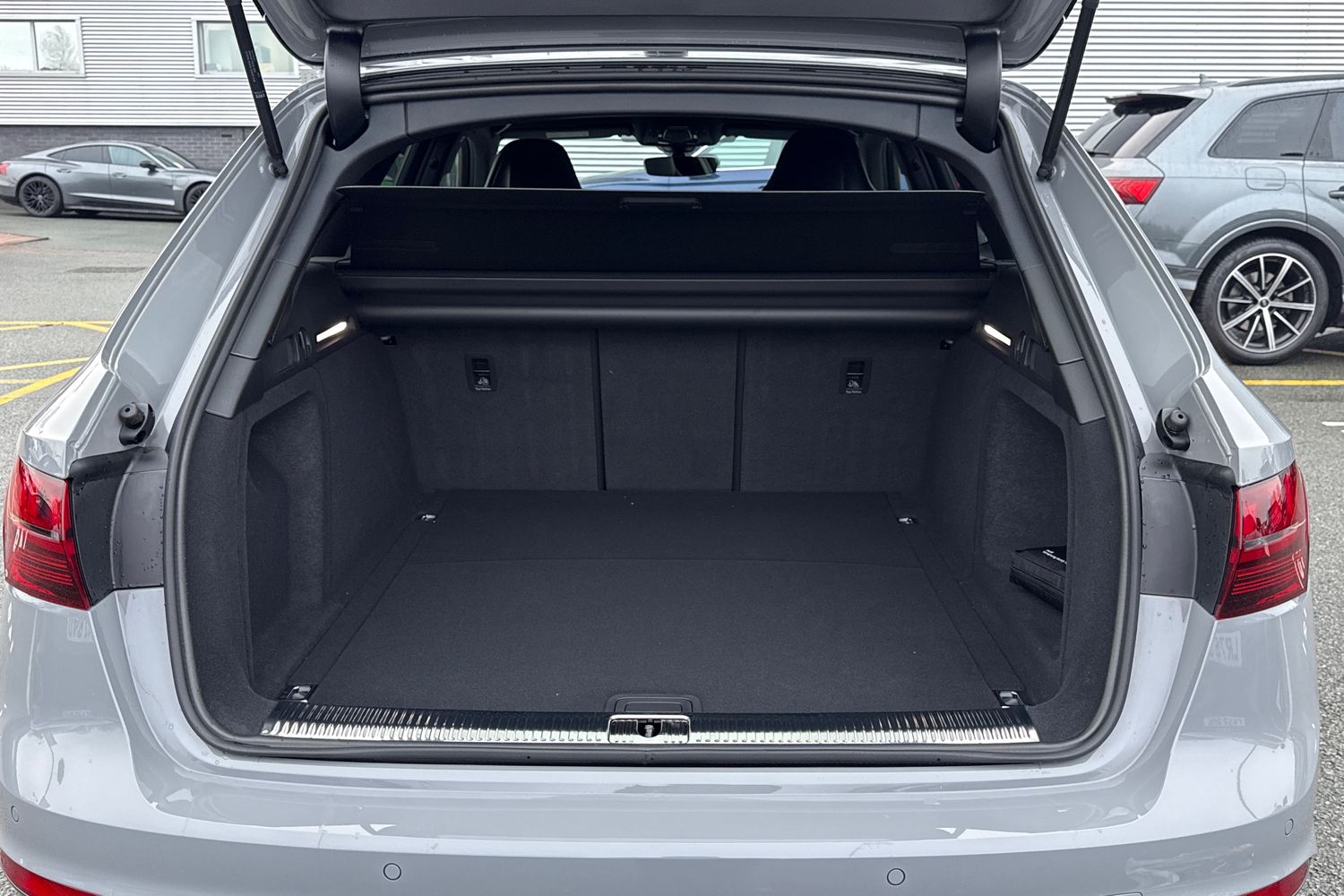 Used Audi RS4 Avant 2025 for sale - 77262569: Photo 7