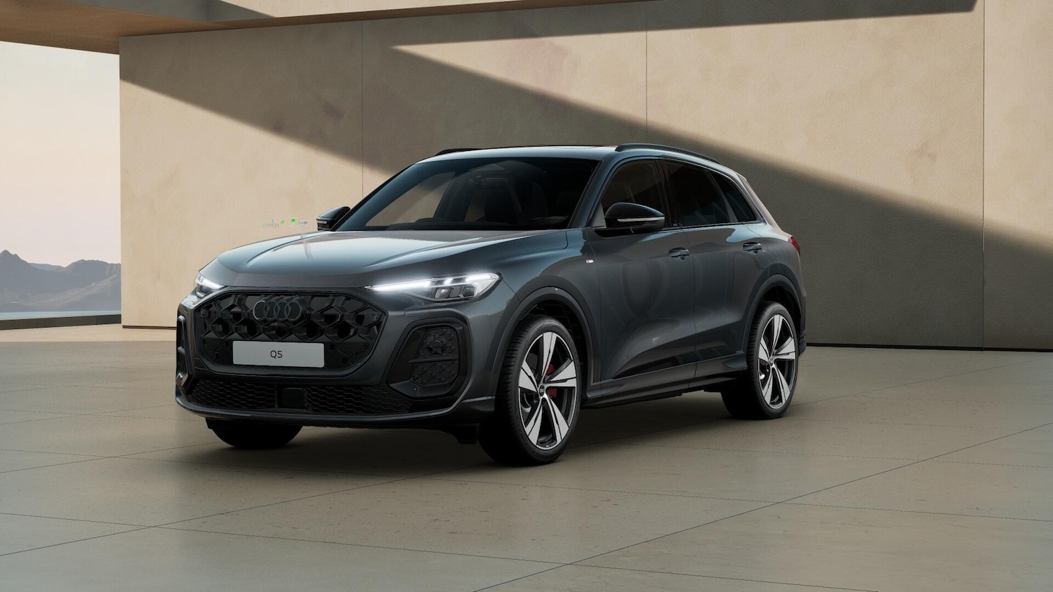 Used Audi Q5 2025 for sale - 76697871: Photo 1