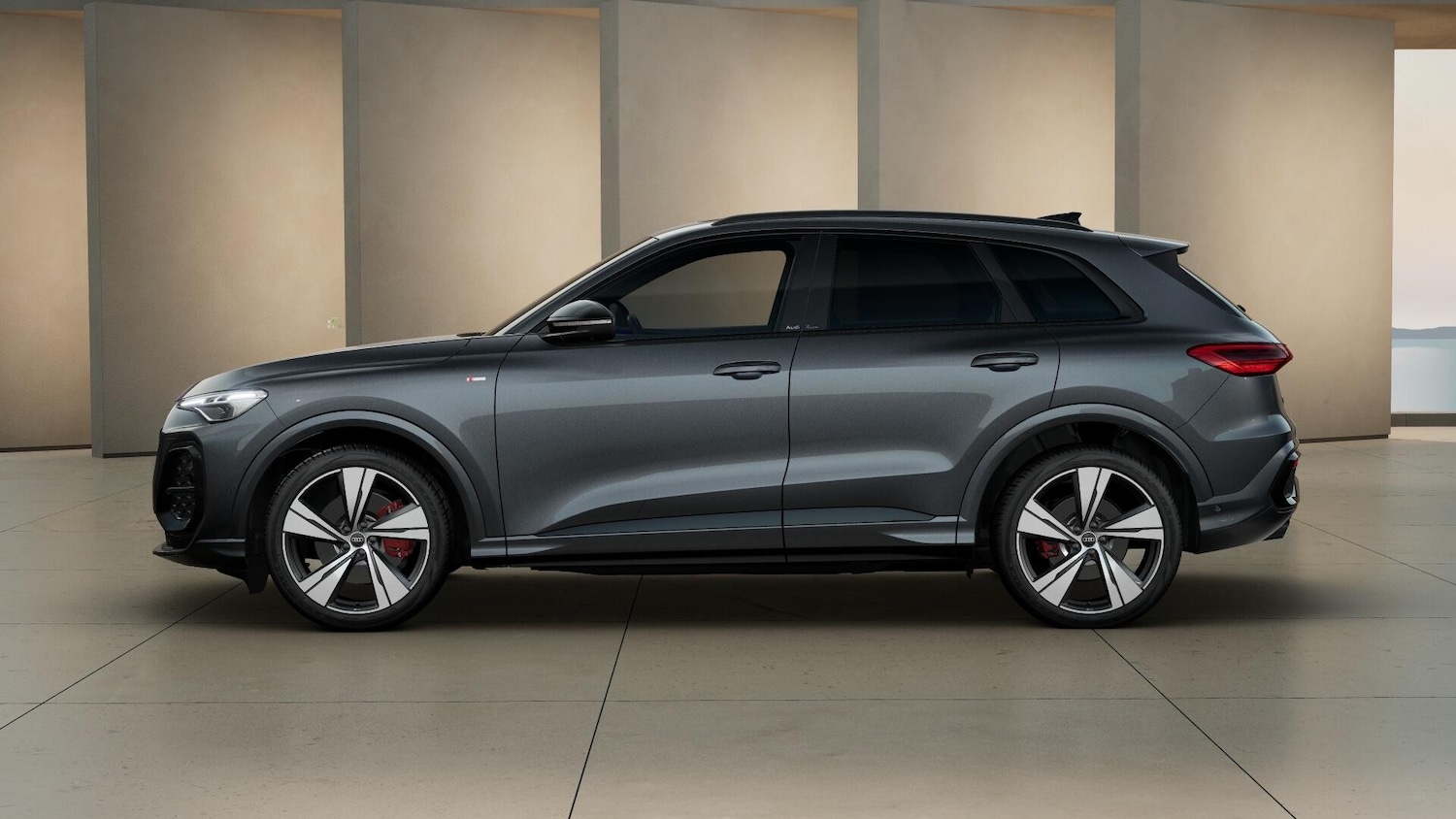 Used Audi Q5 2025 for sale - 76697871: Photo 3