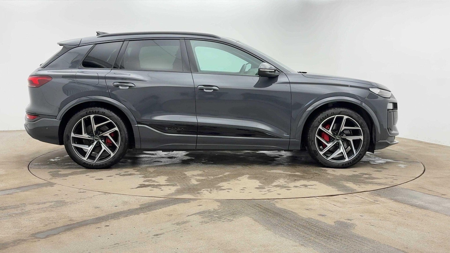 Used Audi Q6 e-tron 2024 for sale - 76353225: Photo 4