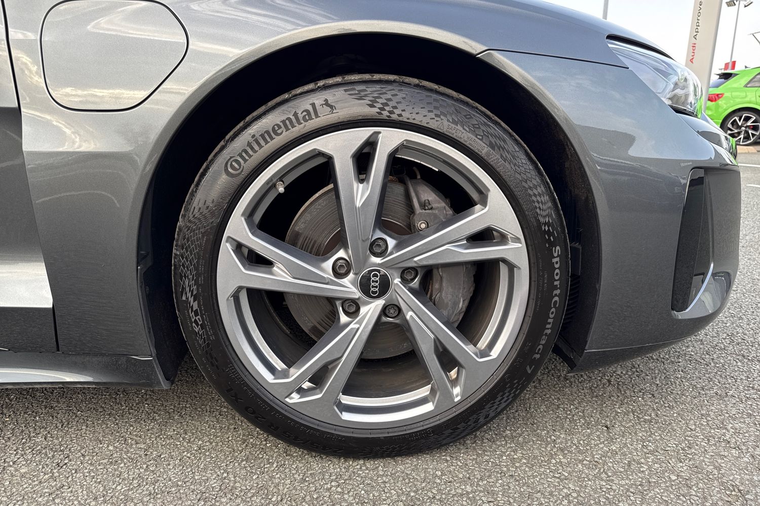 Used Audi e-tron GT 2023 for sale - 77779676: Photo 10