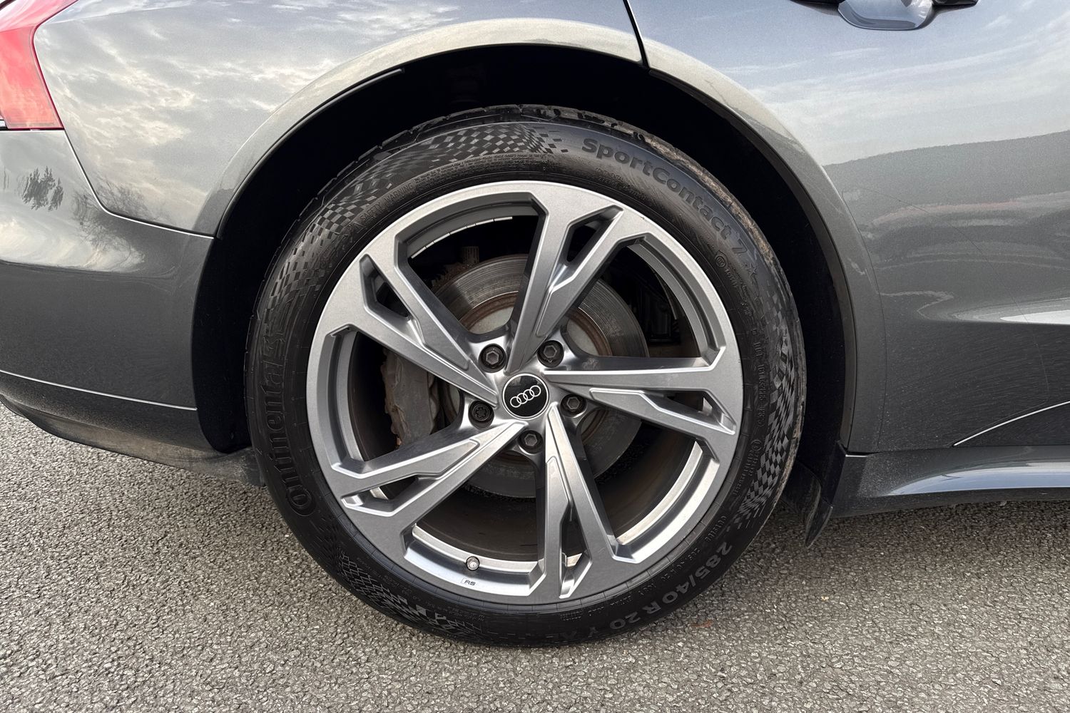 Used Audi e-tron GT 2023 for sale - 77779676: Photo 11